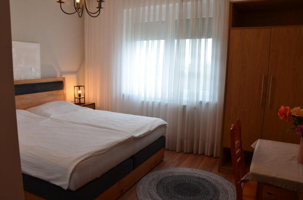 Gaestezimmer Klinger-Tongisch Apetlon Buitenkant foto